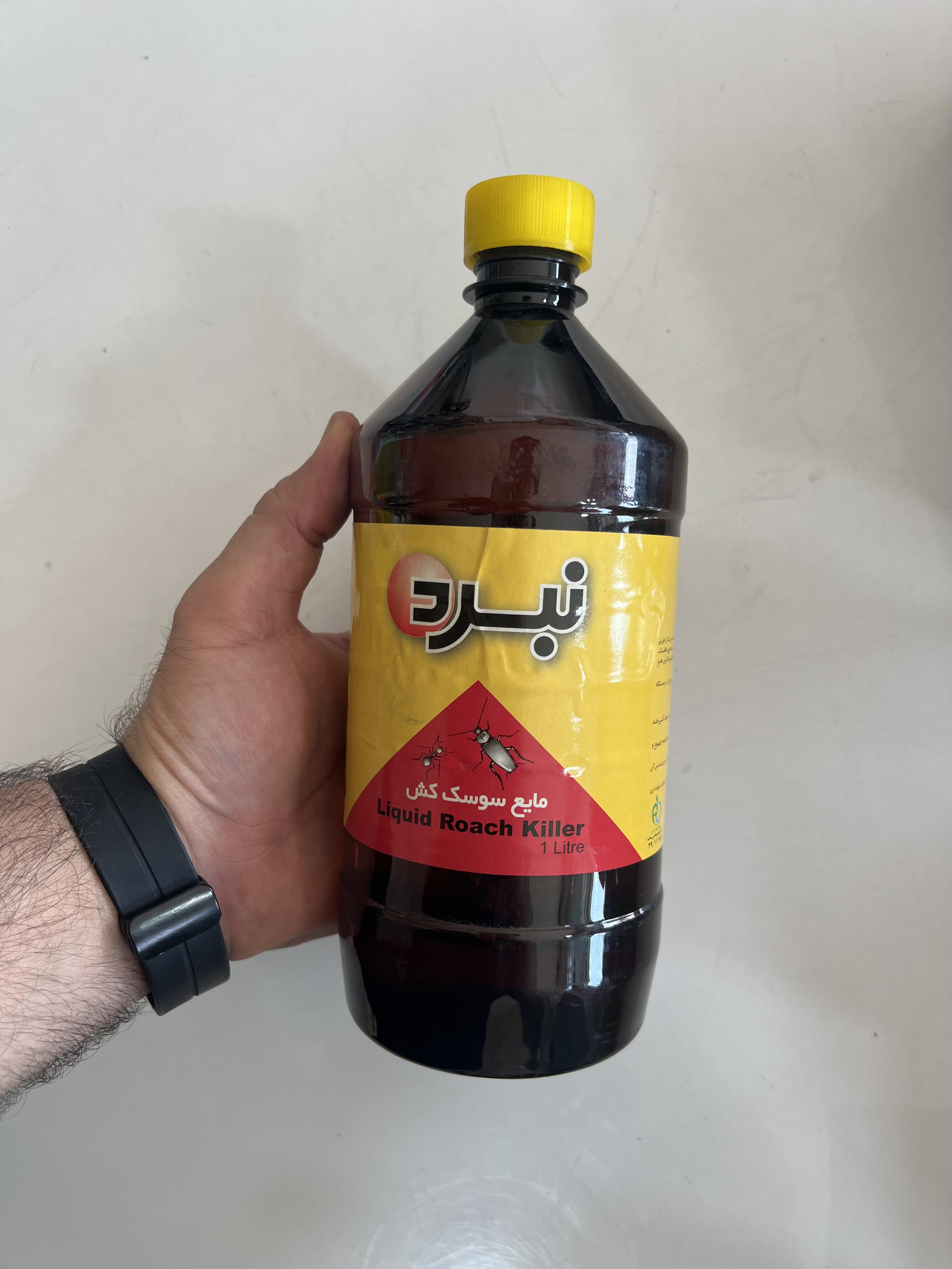 محلول سوسک کش فاضلاب نبرد ۱ لیتری (سوسک، مورچه و…)